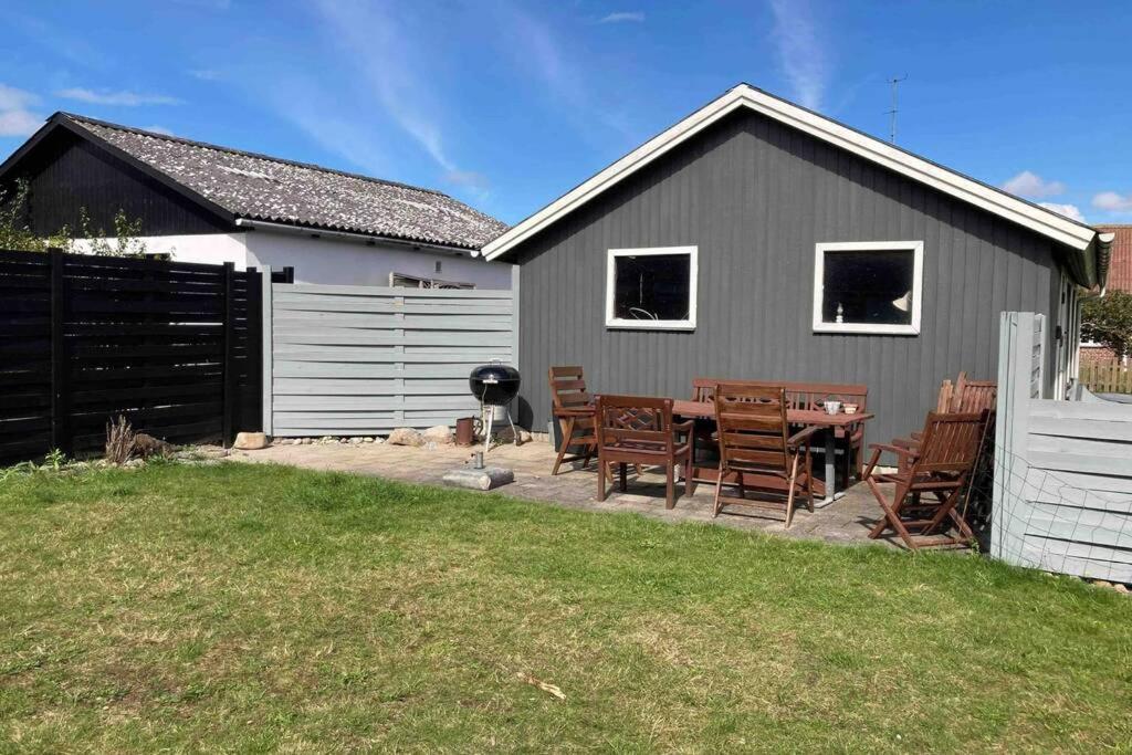 Gammelt Mando Hus Hyggebo Apartment Ribe Exterior photo